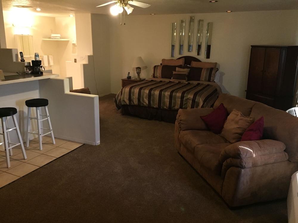 Lovington Inn photo 12