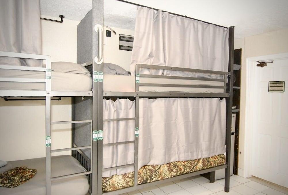 Sheridan Hostel photo 13