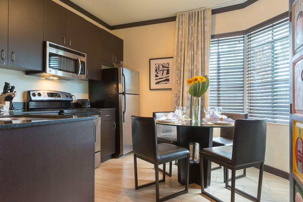 Tradewinds Apartment Hotel photo 44