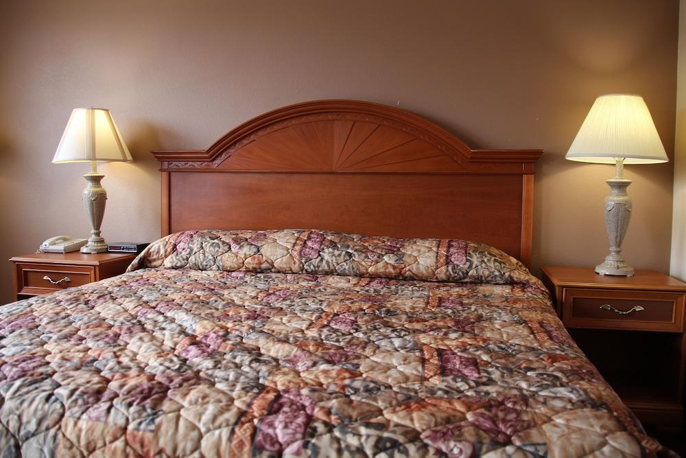 Budget Inn - Troy photo 27