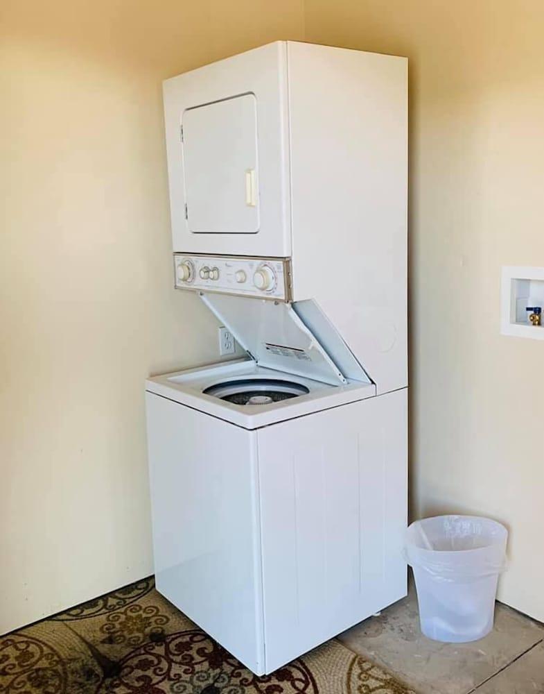 CB&M Executive Suites photo 4