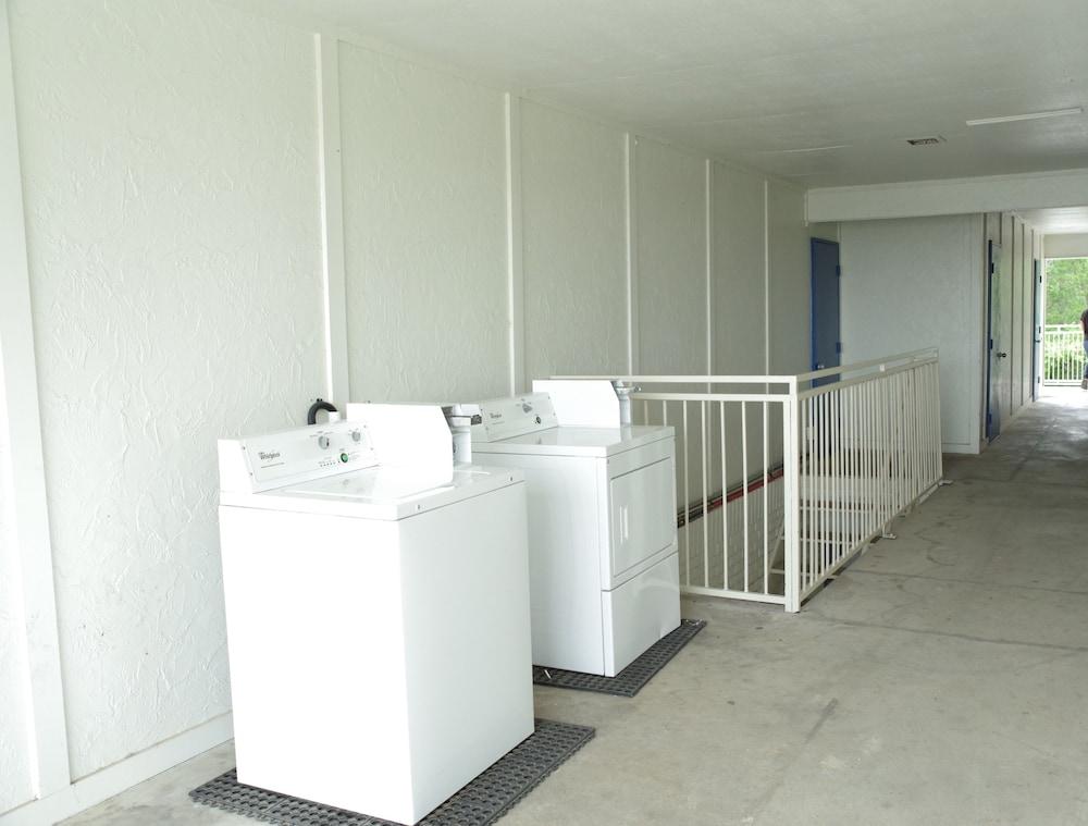 Giddings Executive Inn photo 10