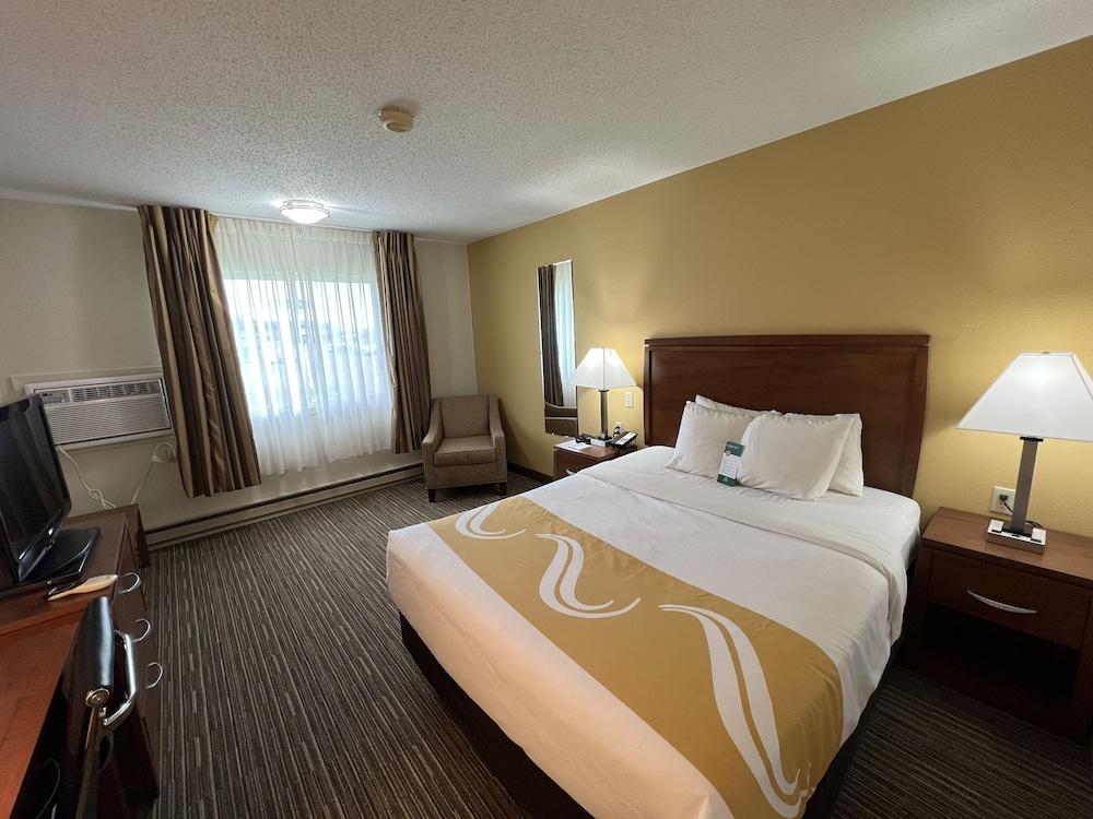 Quality Inn Mitchell I-90 photo 13