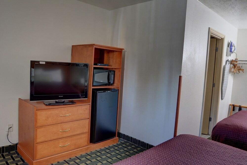 The Palms Motel photo 7