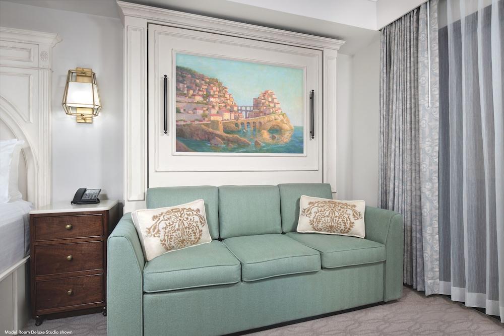 Disney's Riviera Resort photo 2
