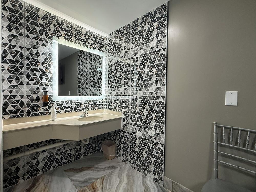 Beauty Rest Hotel photo 6