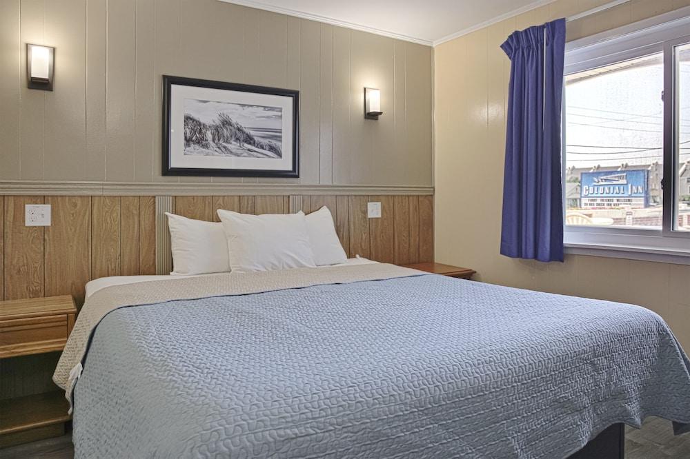 Colonial Inn Motel photo 10