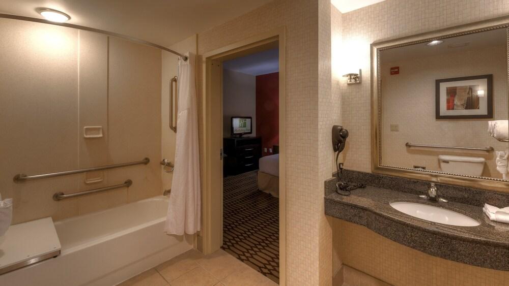 Holiday Inn Oklahoma City North Quail Spgs by IHG photo 27