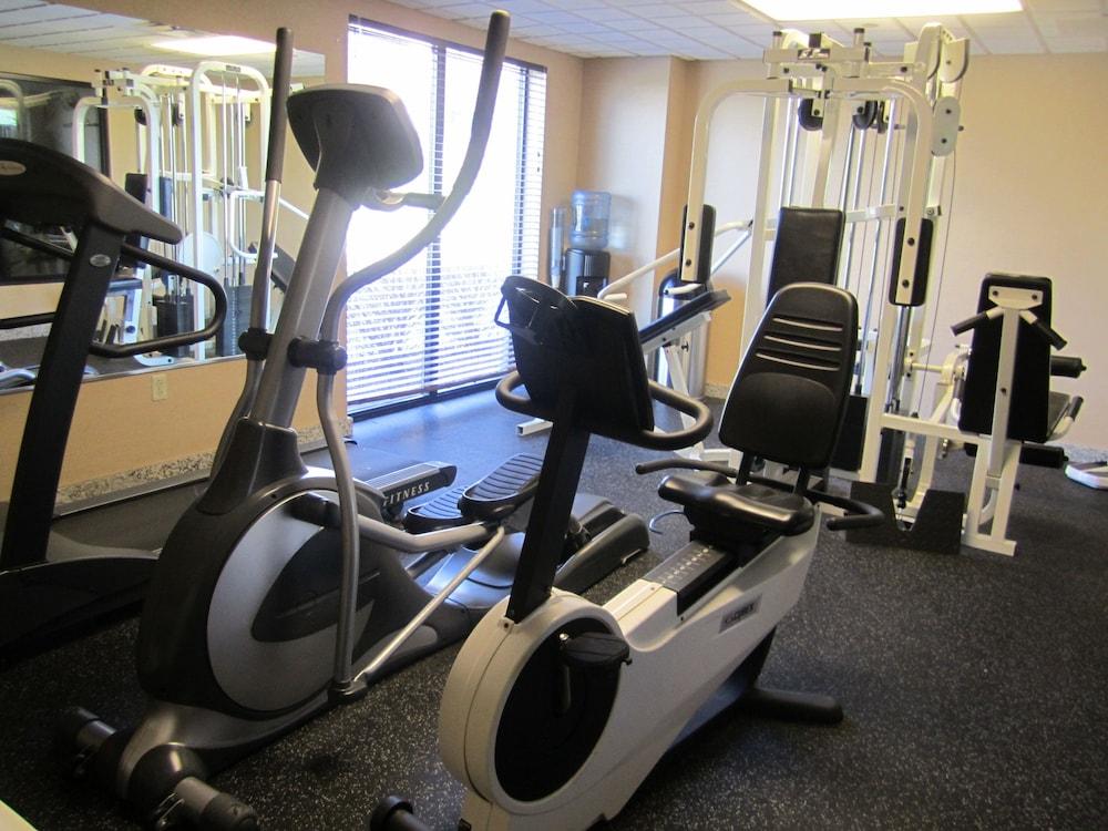 Hampton Inn Latrobe photo 32