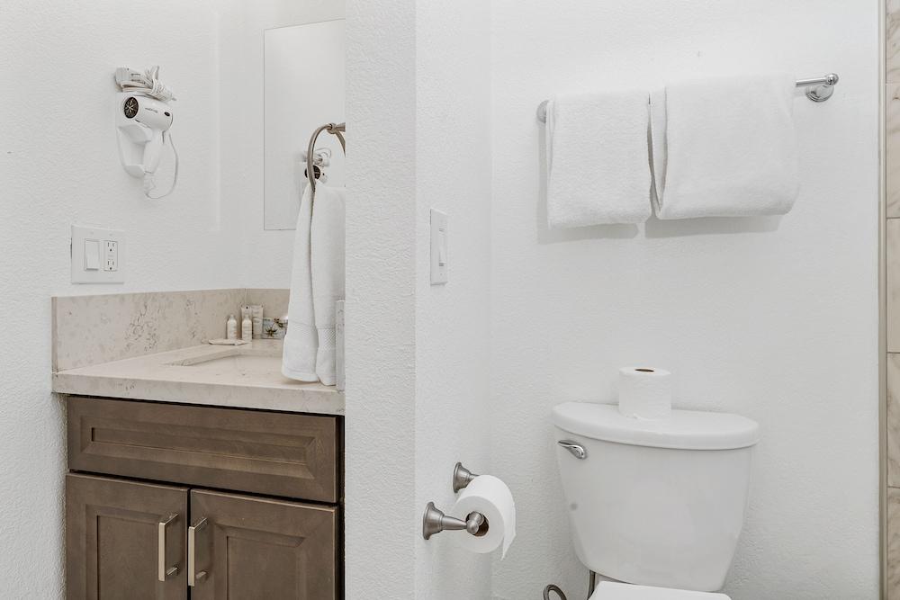 Big Bear Lakefront Lodge photo 99