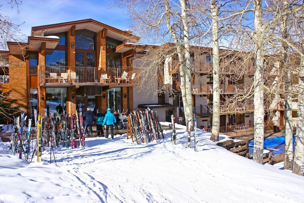 Mountain Chalet Snowmass photo 52