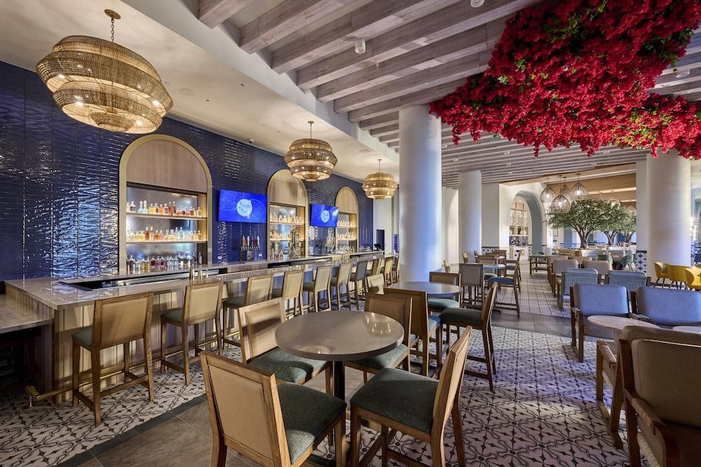 Universal's Helios Grand Hotel, a Loews Hotel photo 4