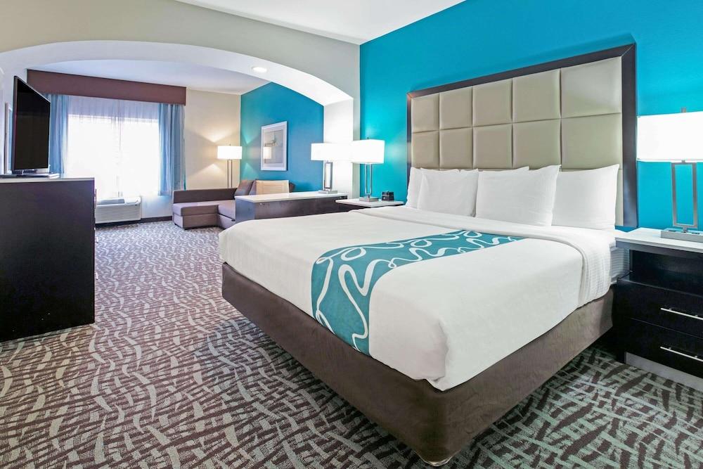 La Quinta Inn & Suites by Wyndham Paris photo 14