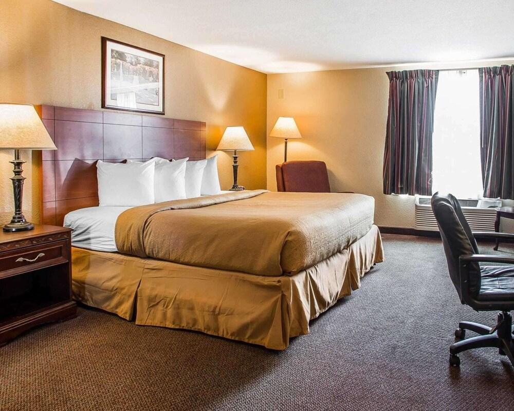 Quality Inn & Suites Middletown - Franklin photo 56