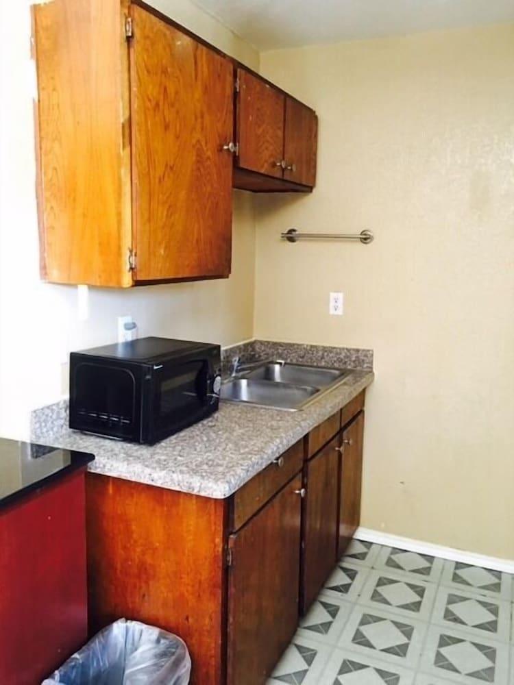 Ranch House Inn and Suites photo 21