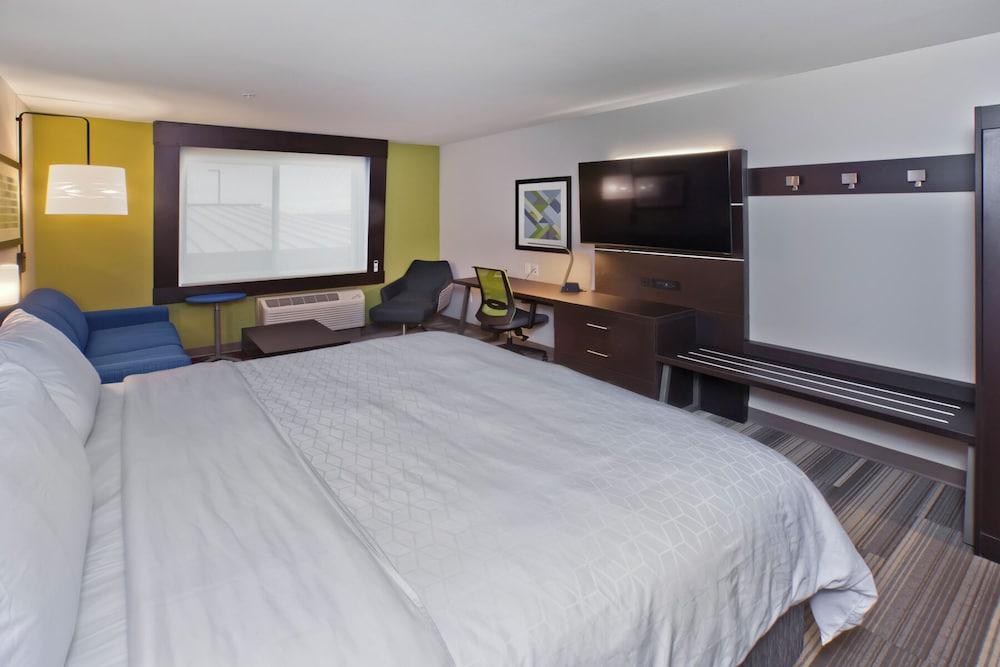 Holiday Inn Express & Suites Green River by IHG photo 70