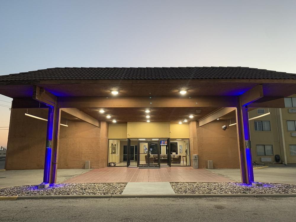 Travelodge by Wyndham Odessa photo 22