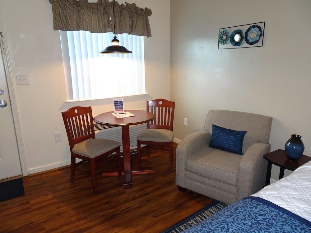 Affordable Corporate Suites - Lanford photo 69