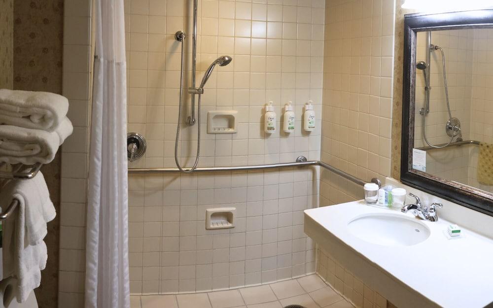 Wingate By Wyndham Peoria photo 28