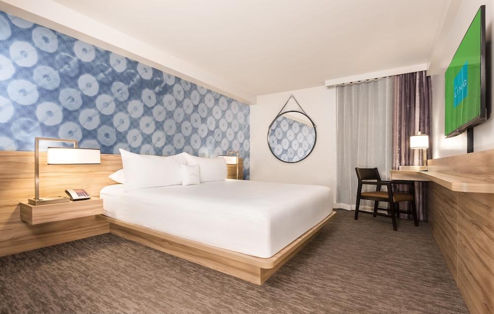 The LINQ Hotel & Casino – A Caesars Rewards Destination photo 11