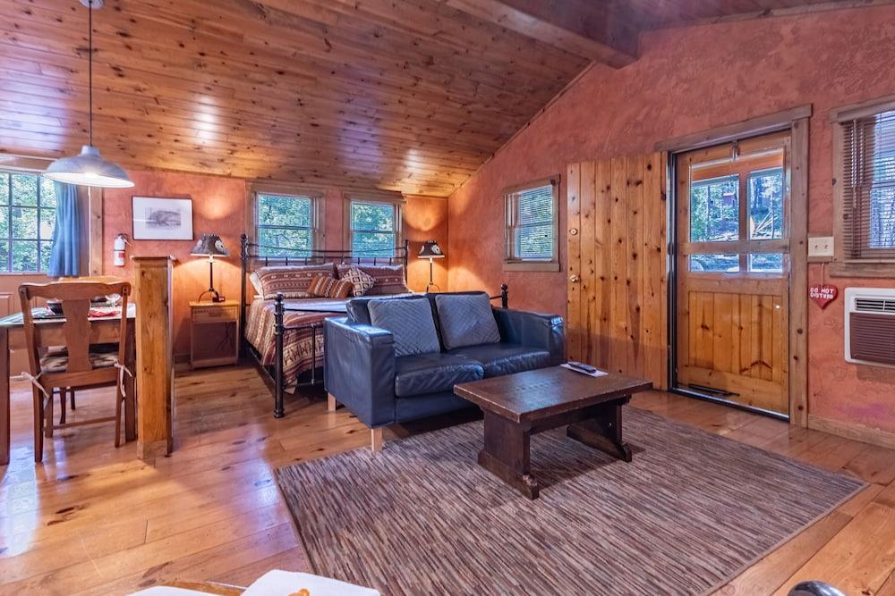 Ruidoso Lodge Cabins photo 47