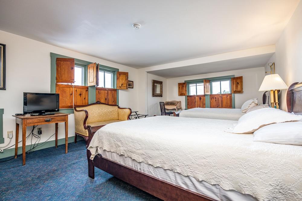Wayside Inn photo 57