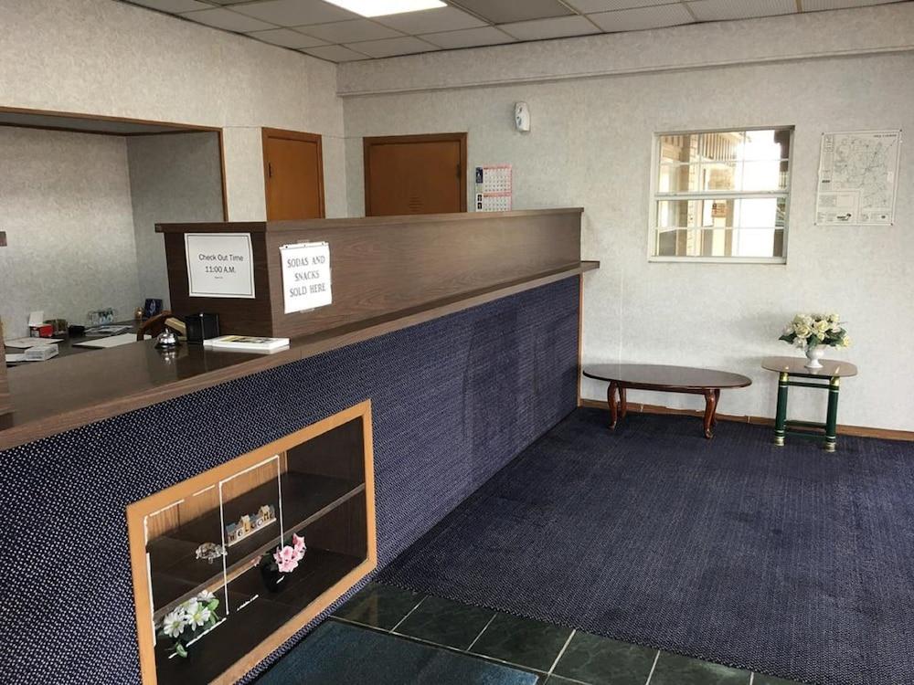 Thunderbird Motel Hillsboro photo 30
