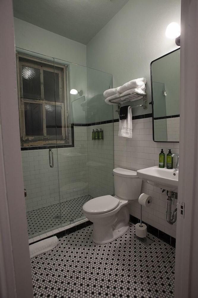 Greyhound Inn photo 49