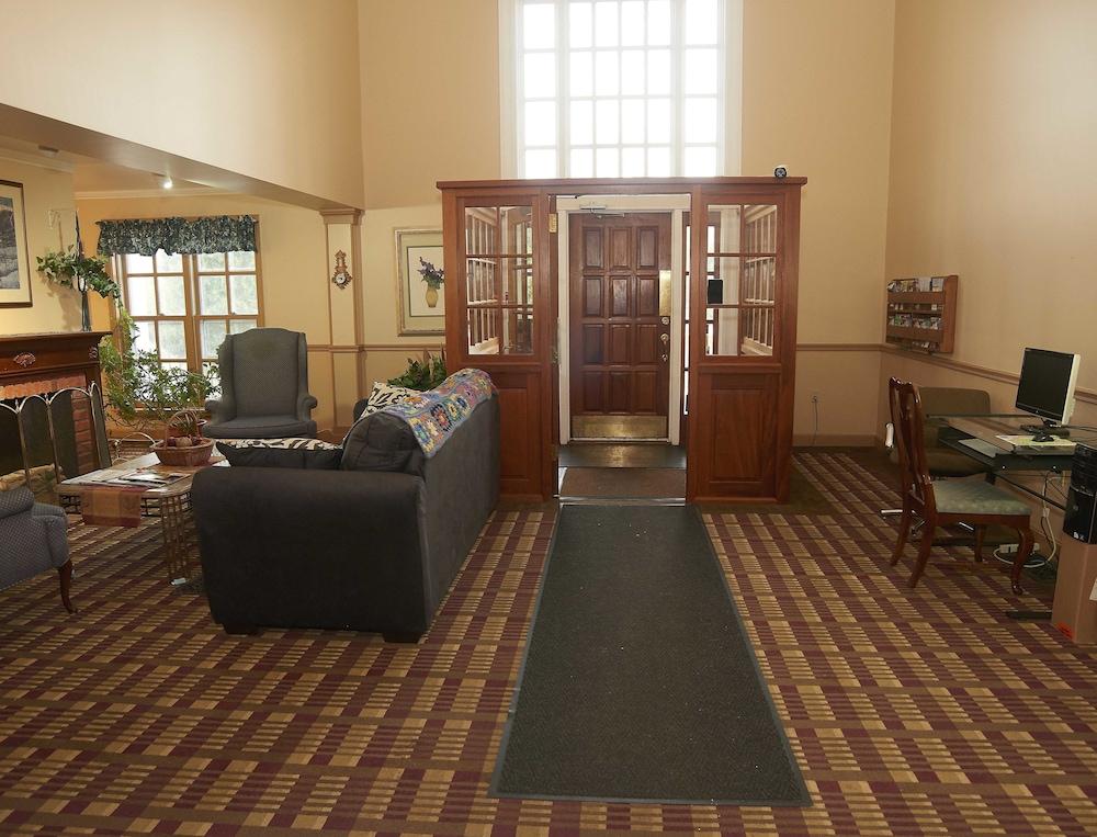 New World Inn photo 61