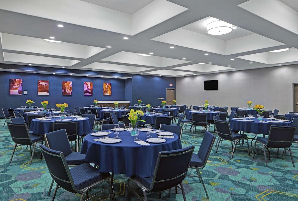 Hampton Inn Weslaco photo 30