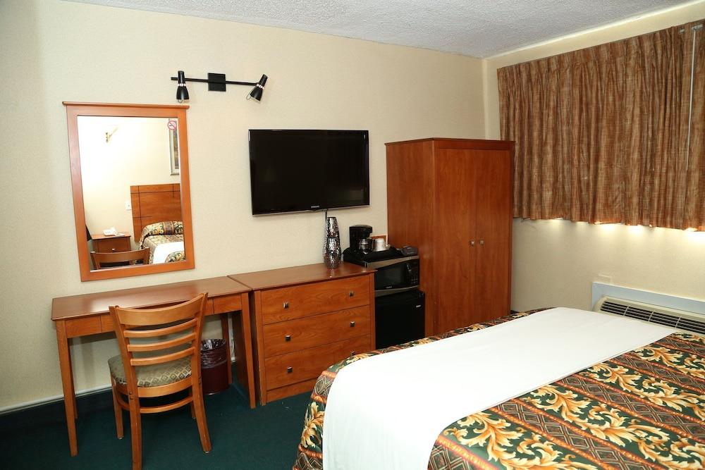 JFK Inn photo 9