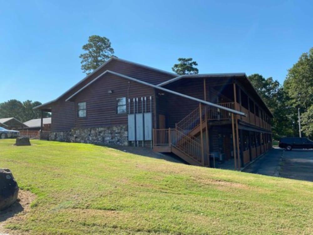 New Hochatown Lodge photo 2