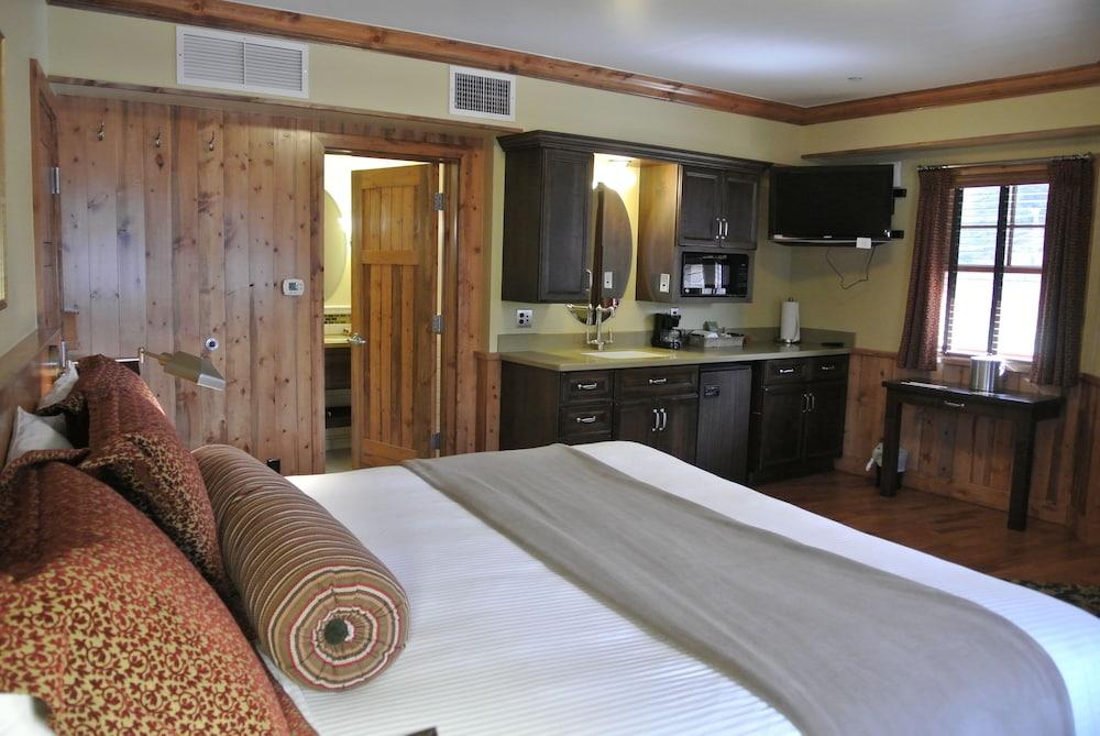 The Green Bridge Inn photo 4