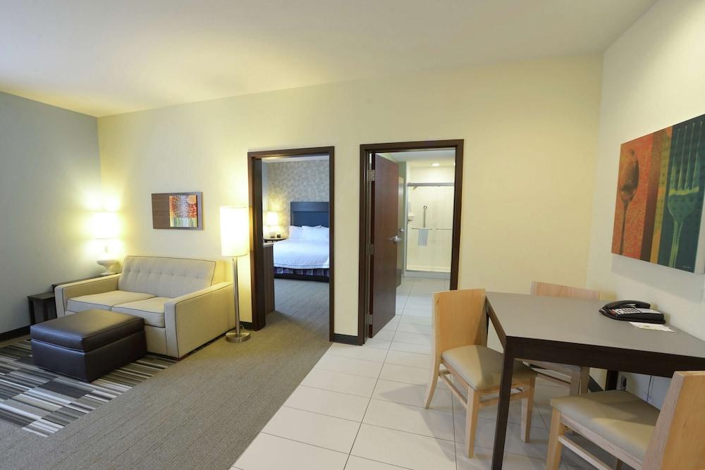Home2Suites by Hilton Edmond photo 5
