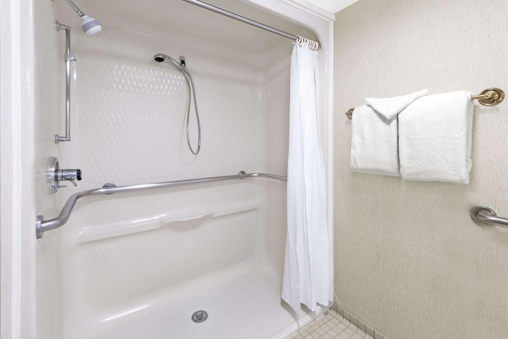Days Inn by Wyndham Liberal KS photo 15