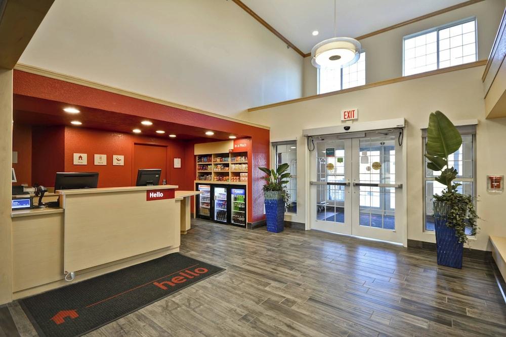 TownePlace Suites by Marriott Sioux Falls photo 2