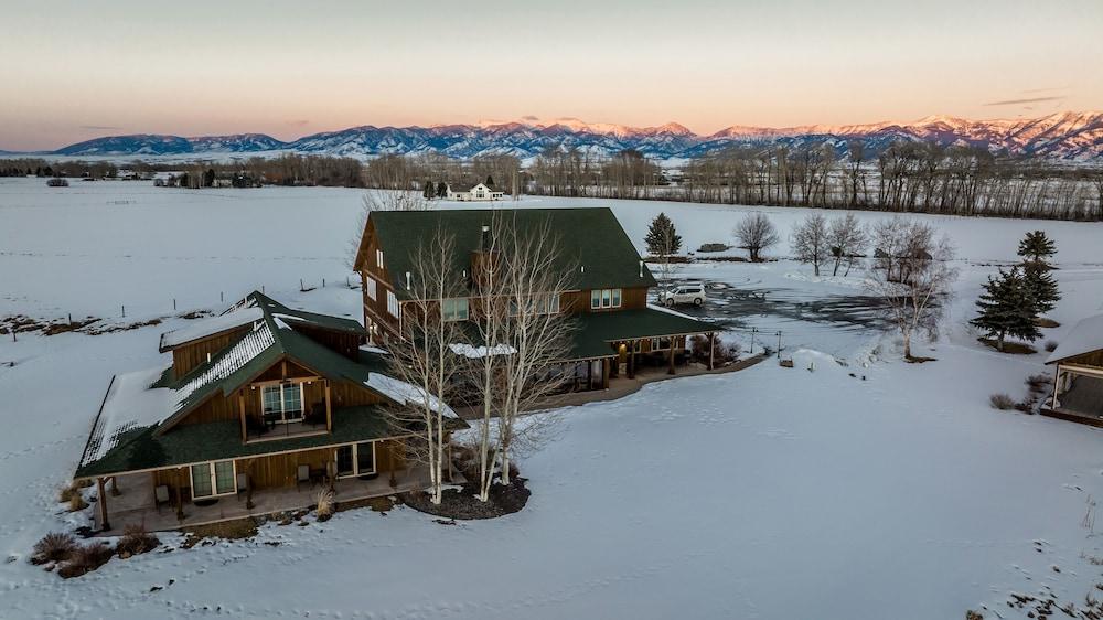 Gallatin River Lodge photo 25