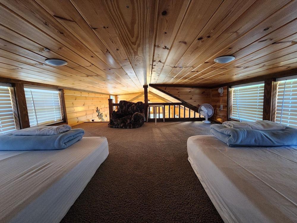 Emberglow Outdoor Resort photo 42