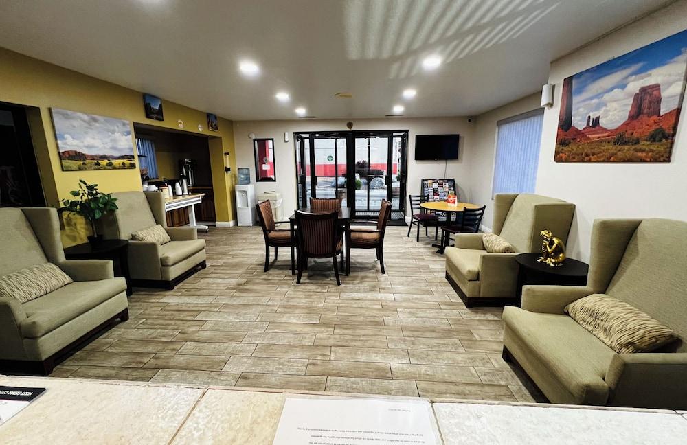 Cedar Lodge photo 9