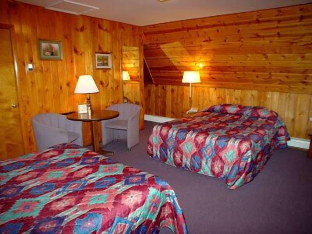 Pahaska Tepee Resort photo 3