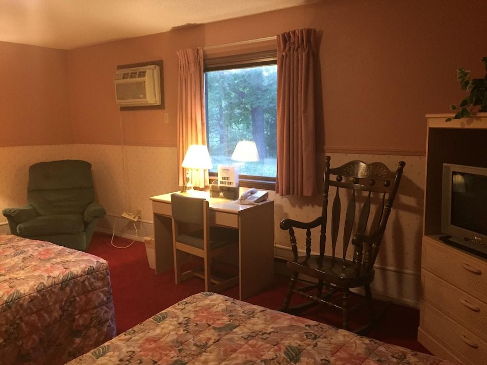 Carlin Villa Motel photo 10