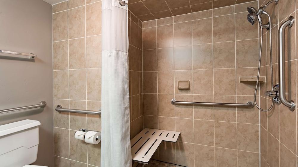 Best Western Ptarmigan Lodge photo 35