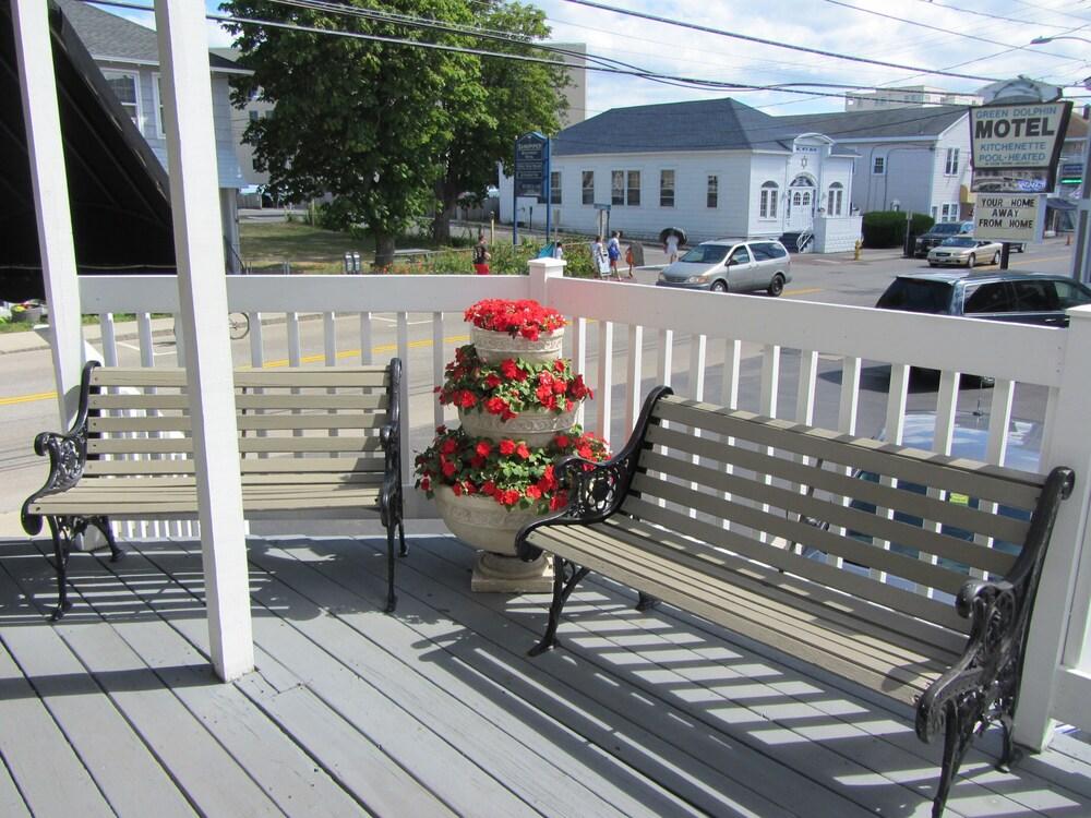 Green Dolphin Motel photo 83