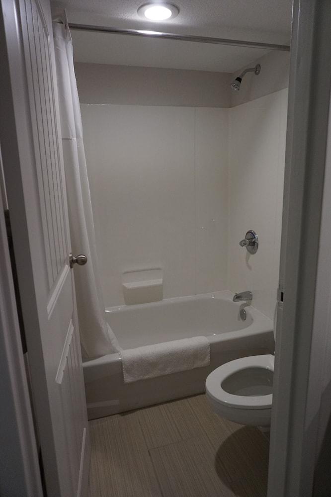 The Smart Stay Inn photo 27