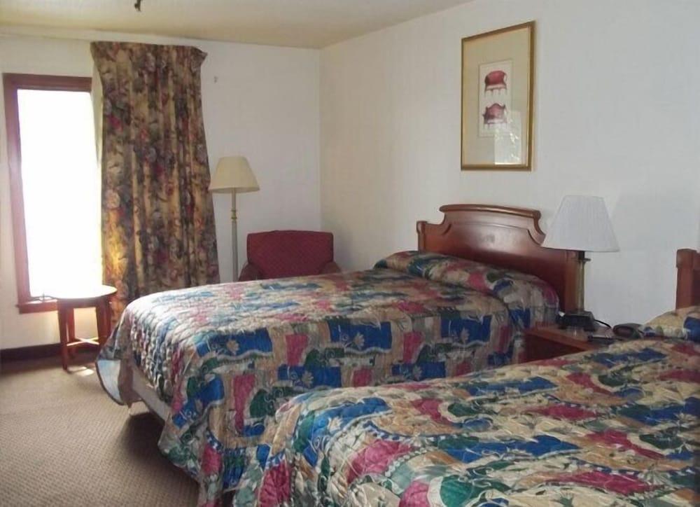 Budget Inn & Suites photo 3