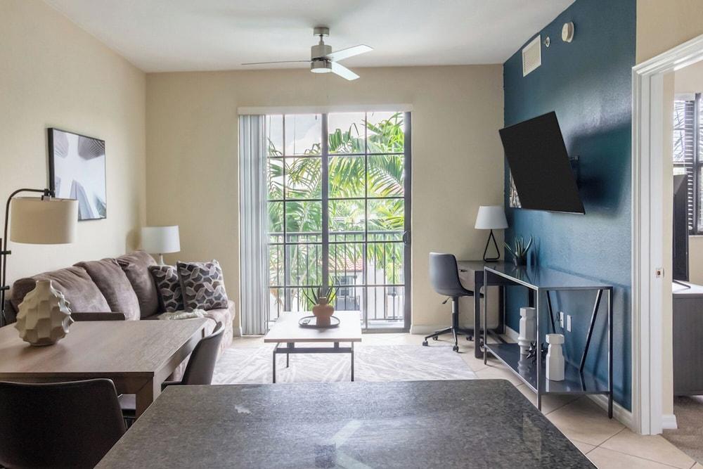 Miramar Apartments By Landing photo 28