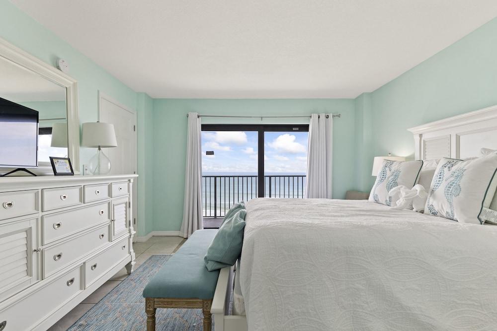Tropical Suites at Sunglow Resort photo 92