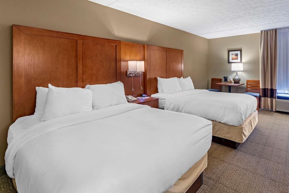 Comfort Inn Alliance photo 24