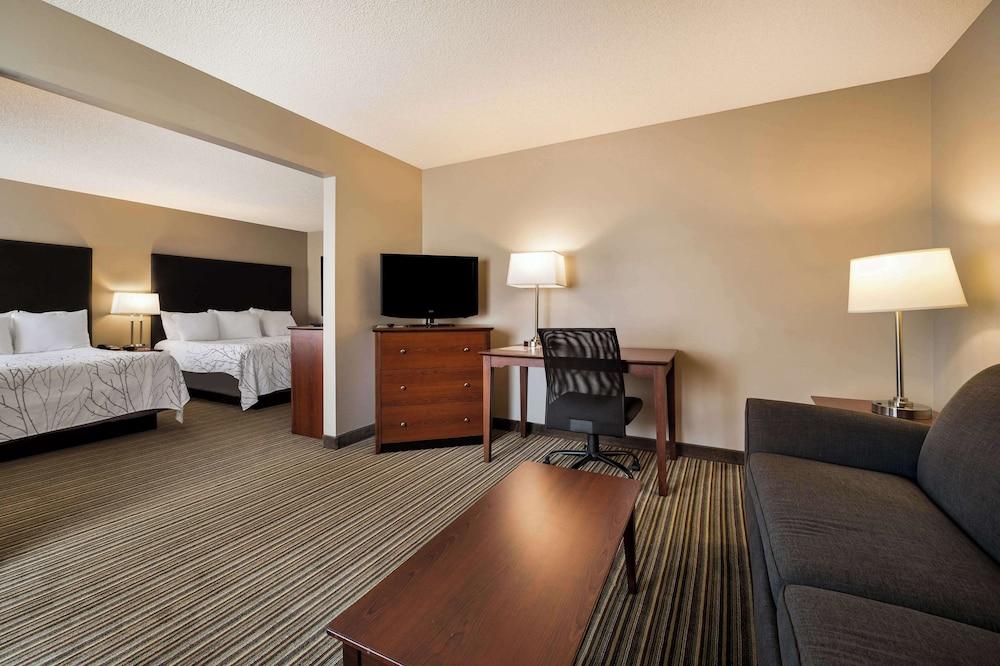 Best Western Park Oasis Inn photo 10