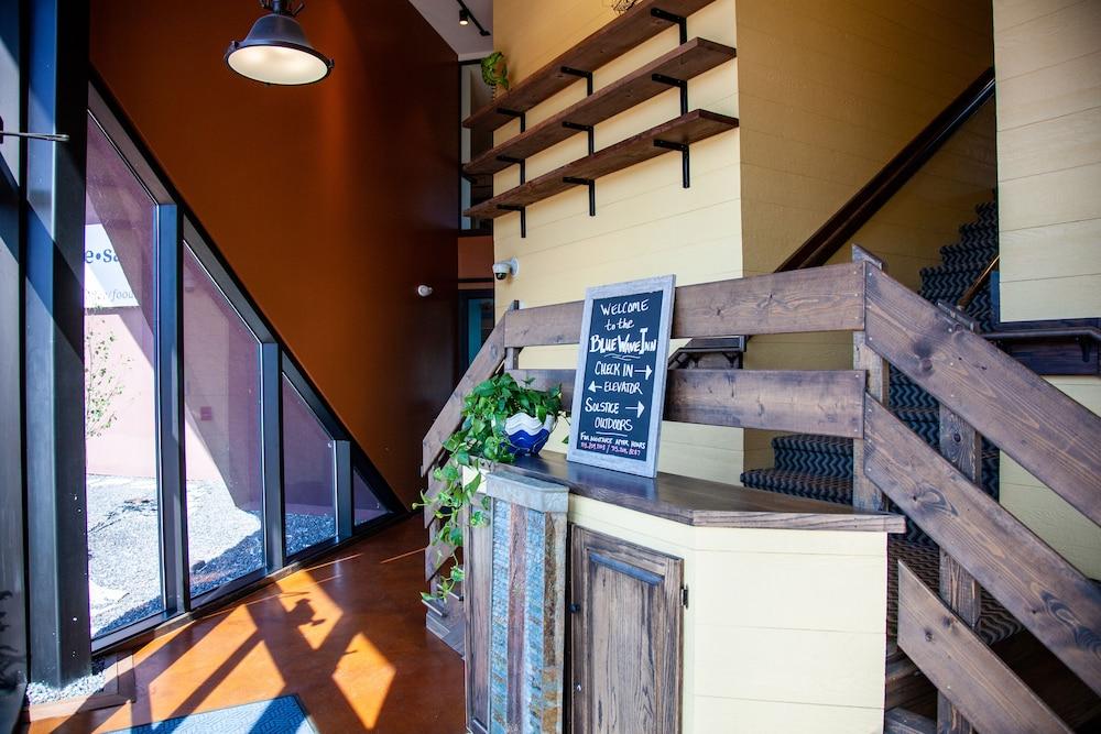 Blue Wave Inn photo 30